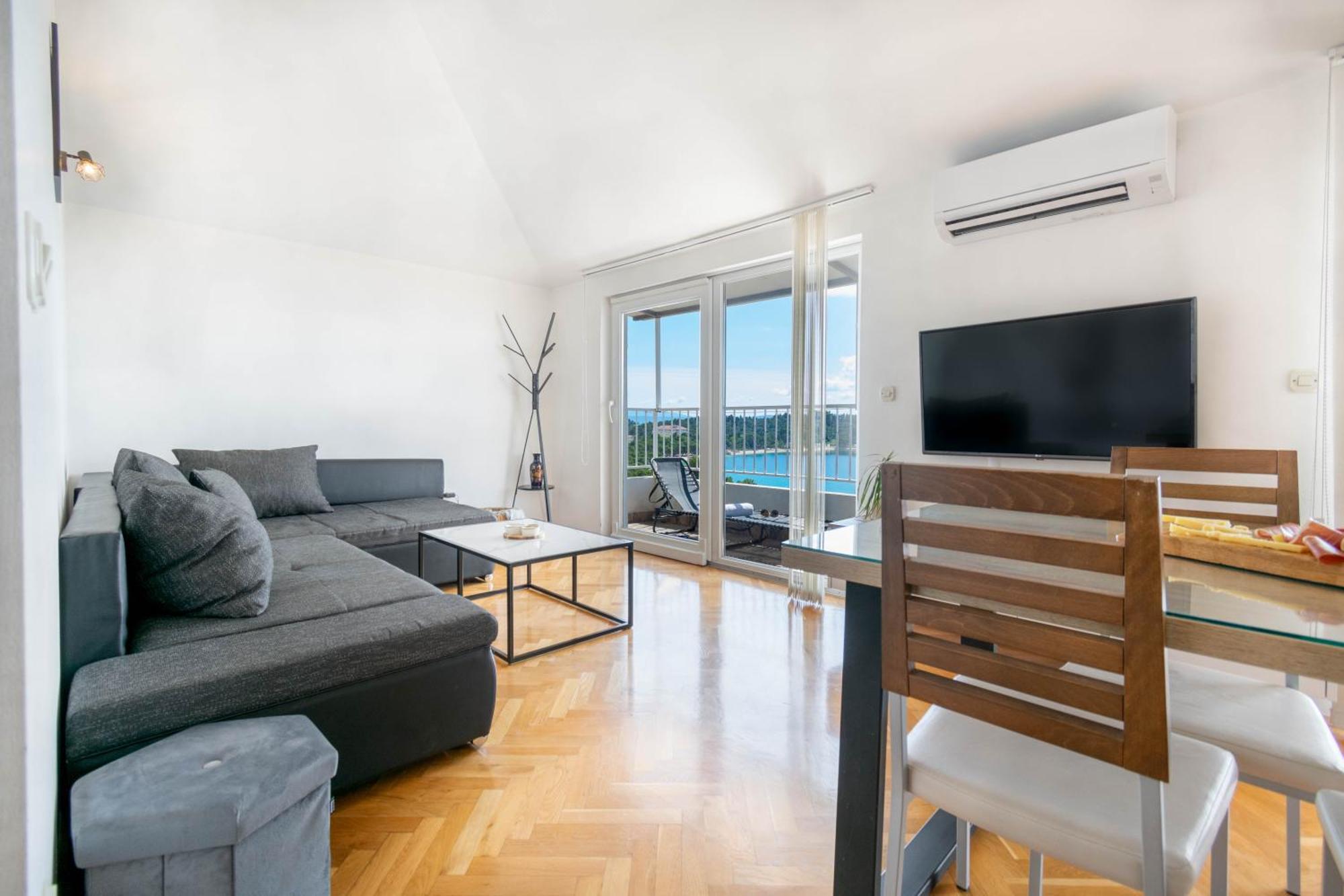 Apartment 30 M From Beach,Makarska,Marija Экстерьер фото