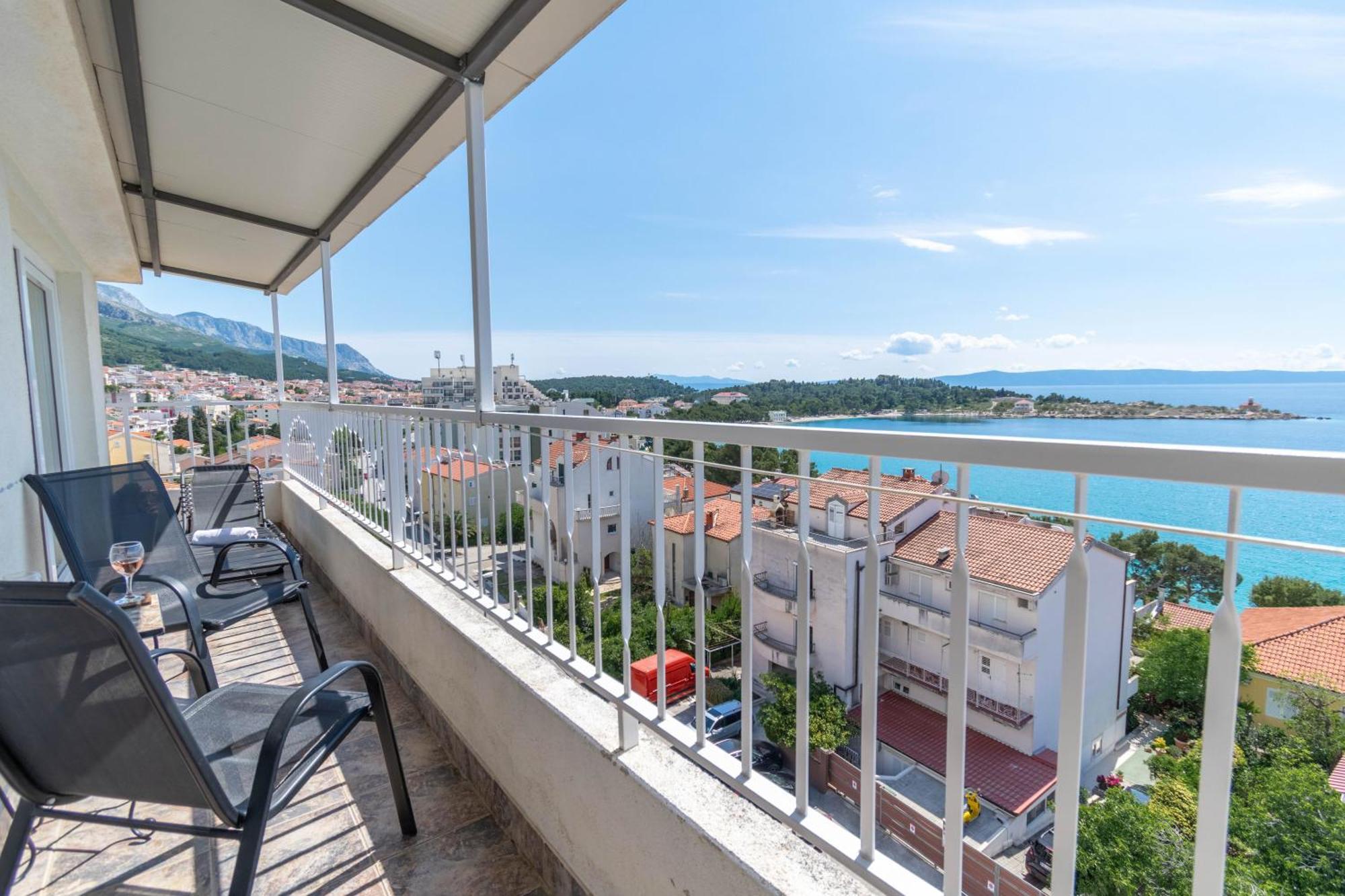 Apartment 30 M From Beach,Makarska,Marija Экстерьер фото