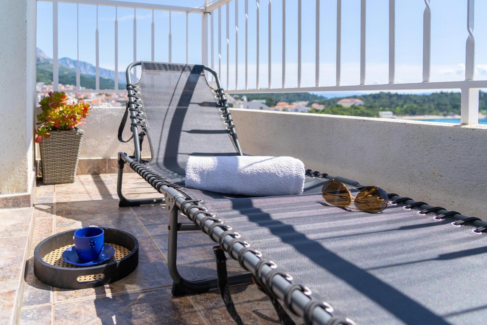 Apartment 30 M From Beach,Makarska,Marija Экстерьер фото
