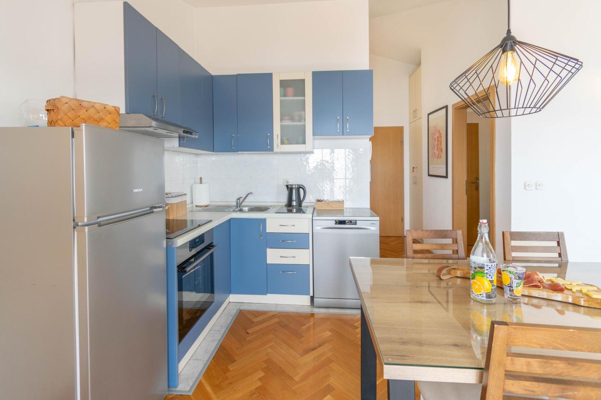 Apartment 30 M From Beach,Makarska,Marija Экстерьер фото